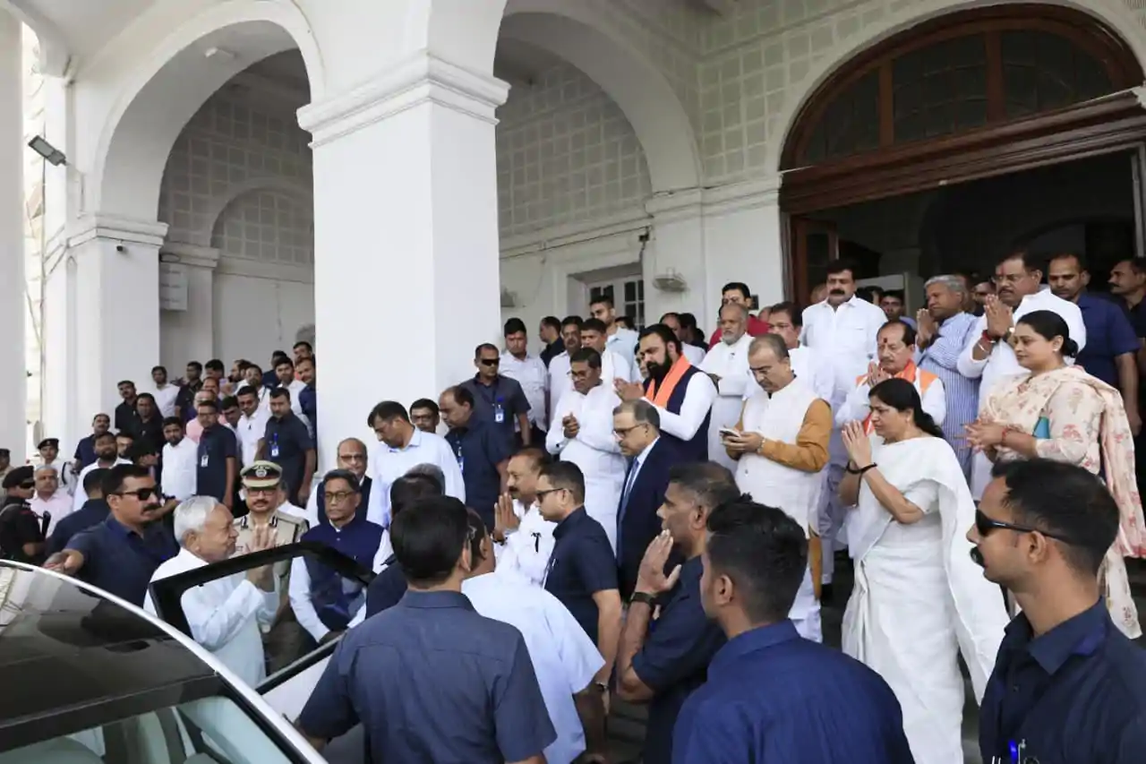 End of an Era: Nitish Kumar Bids Farewell as Bihar Prepares for New Leadership