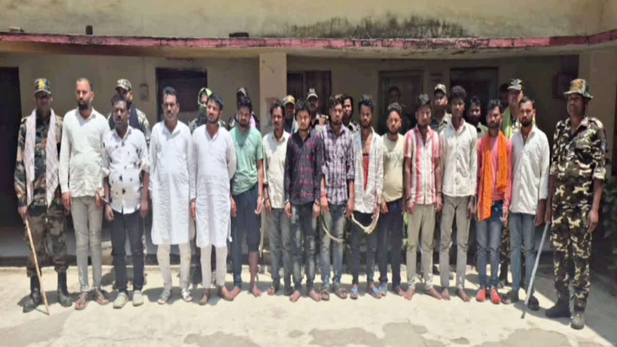Stone-Pelting After Fatal Accident: 84 Named, 400 Unidentified Booked in Garhwa