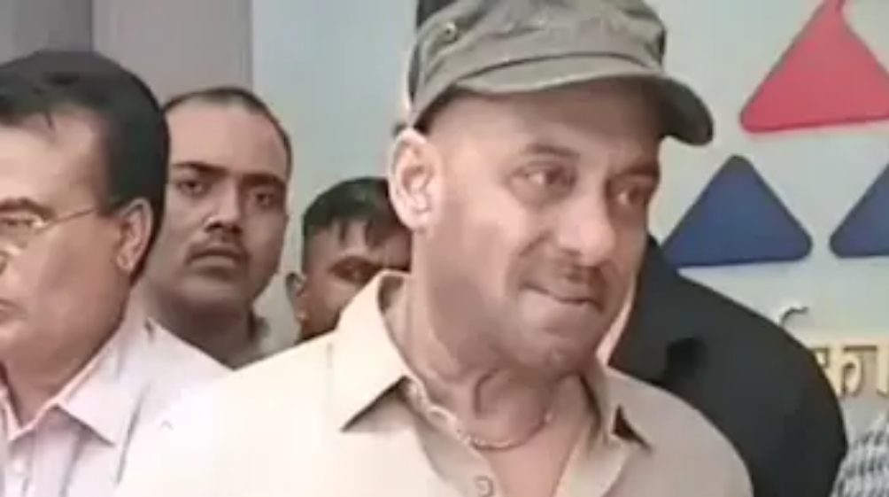 Salman Khan's Public Appearance Triggers Health Concerns Among Fans