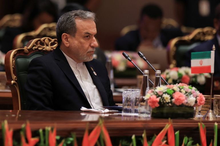 Araghchi Says Talks Carried Constant Risk of Attack