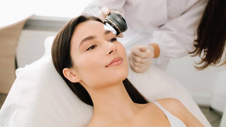 Study Identifies Early Molecular Warning Sign of Skin Ageing