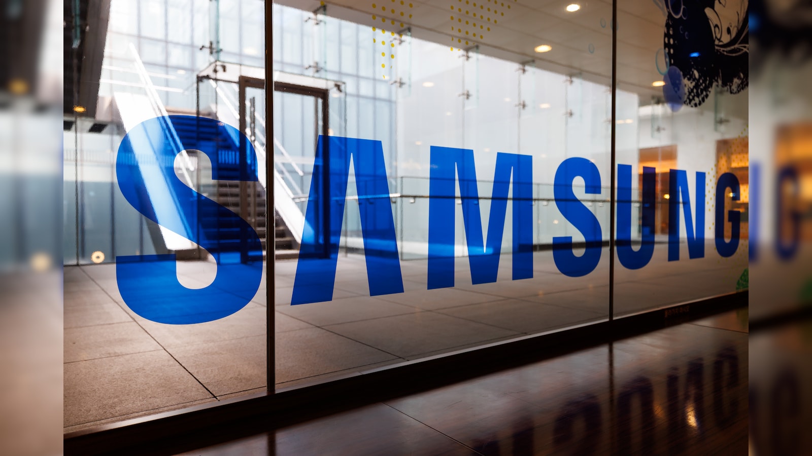Samsung India Begins Layoffs Of 100 Executives Amid Business Pressure