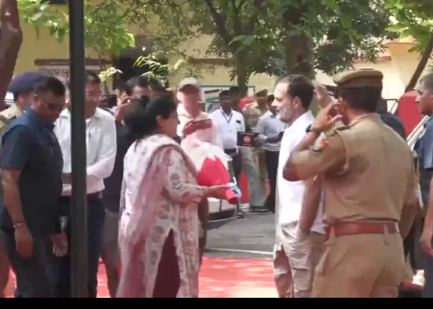 Rahul Gandhi Faces ‘Naraaz Fufa’ Taunt During Rae Bareli Visit